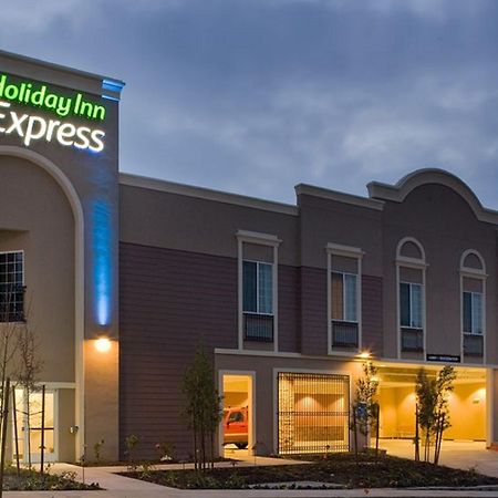 Holiday Inn Express Benicia By Ihg Экстерьер фото