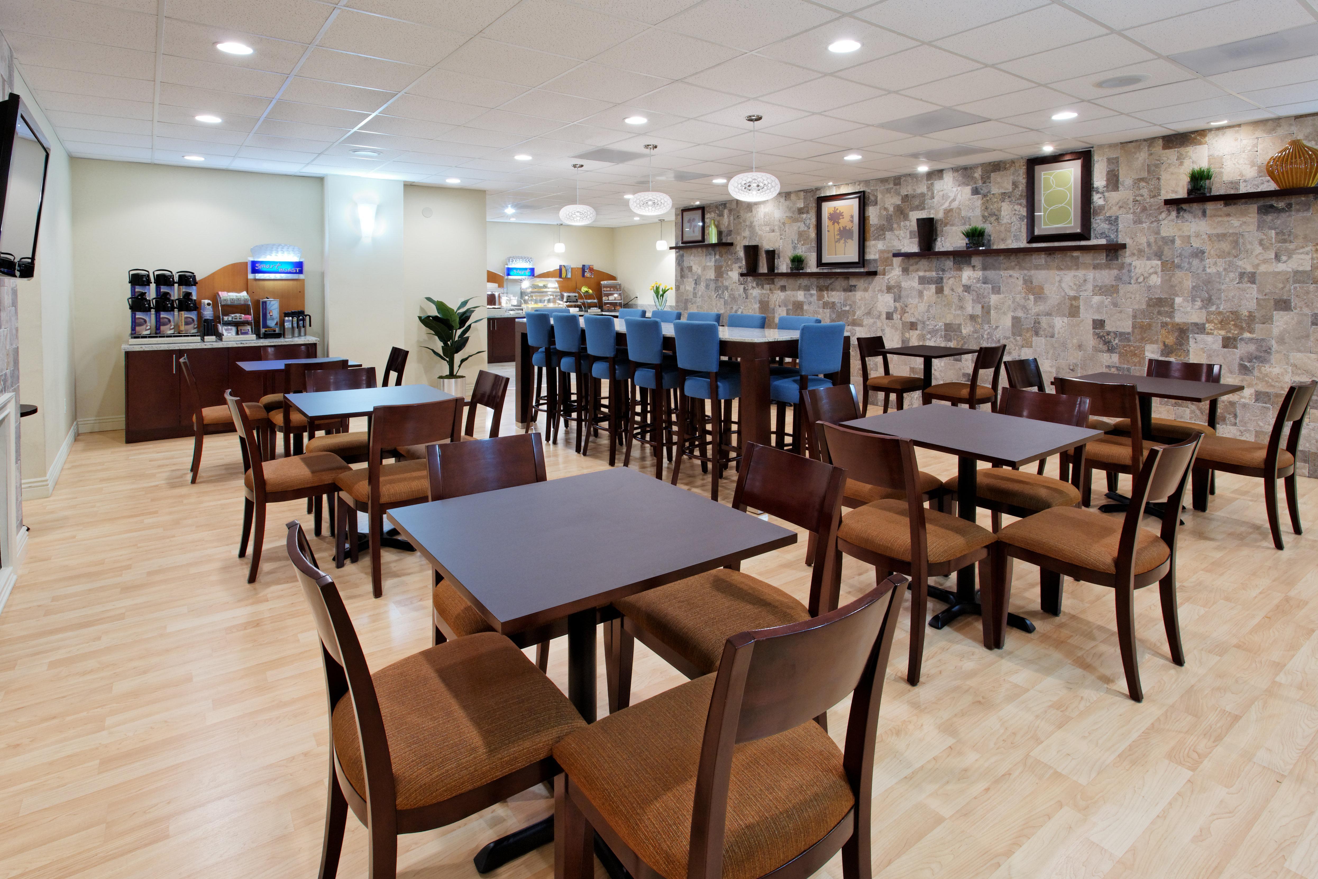 Holiday Inn Express Benicia By Ihg Экстерьер фото