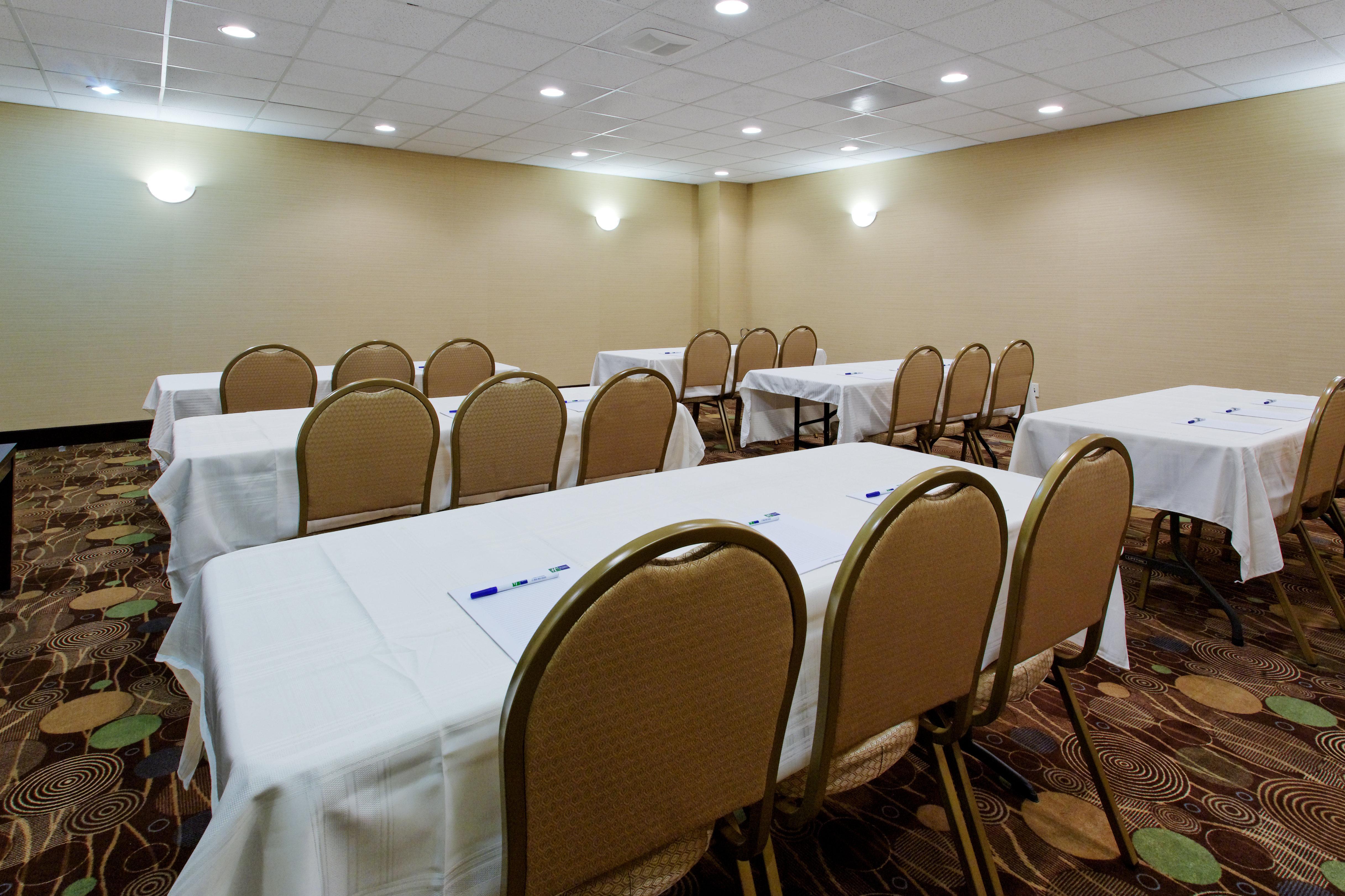 Holiday Inn Express Benicia By Ihg Экстерьер фото