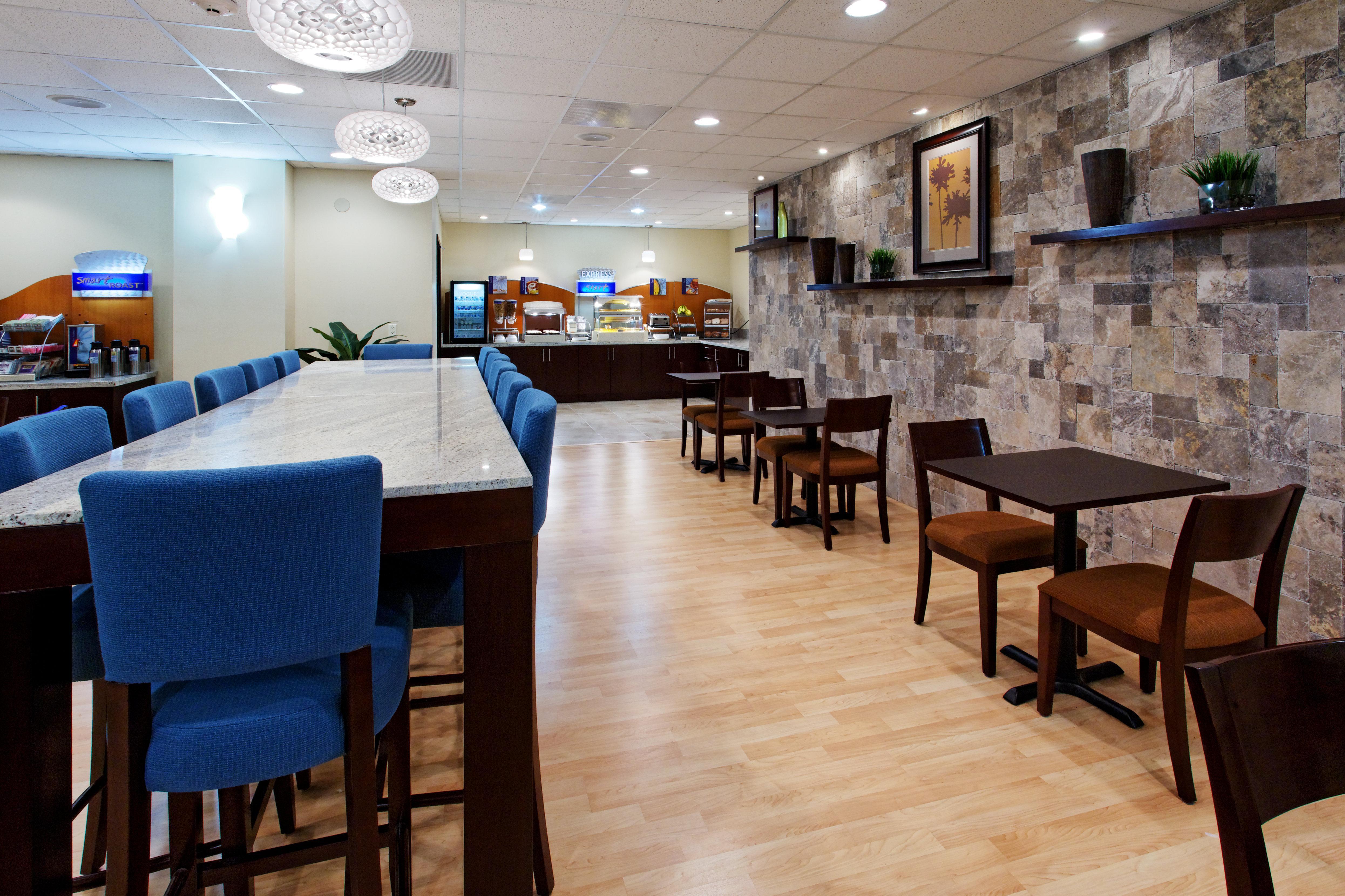 Holiday Inn Express Benicia By Ihg Экстерьер фото